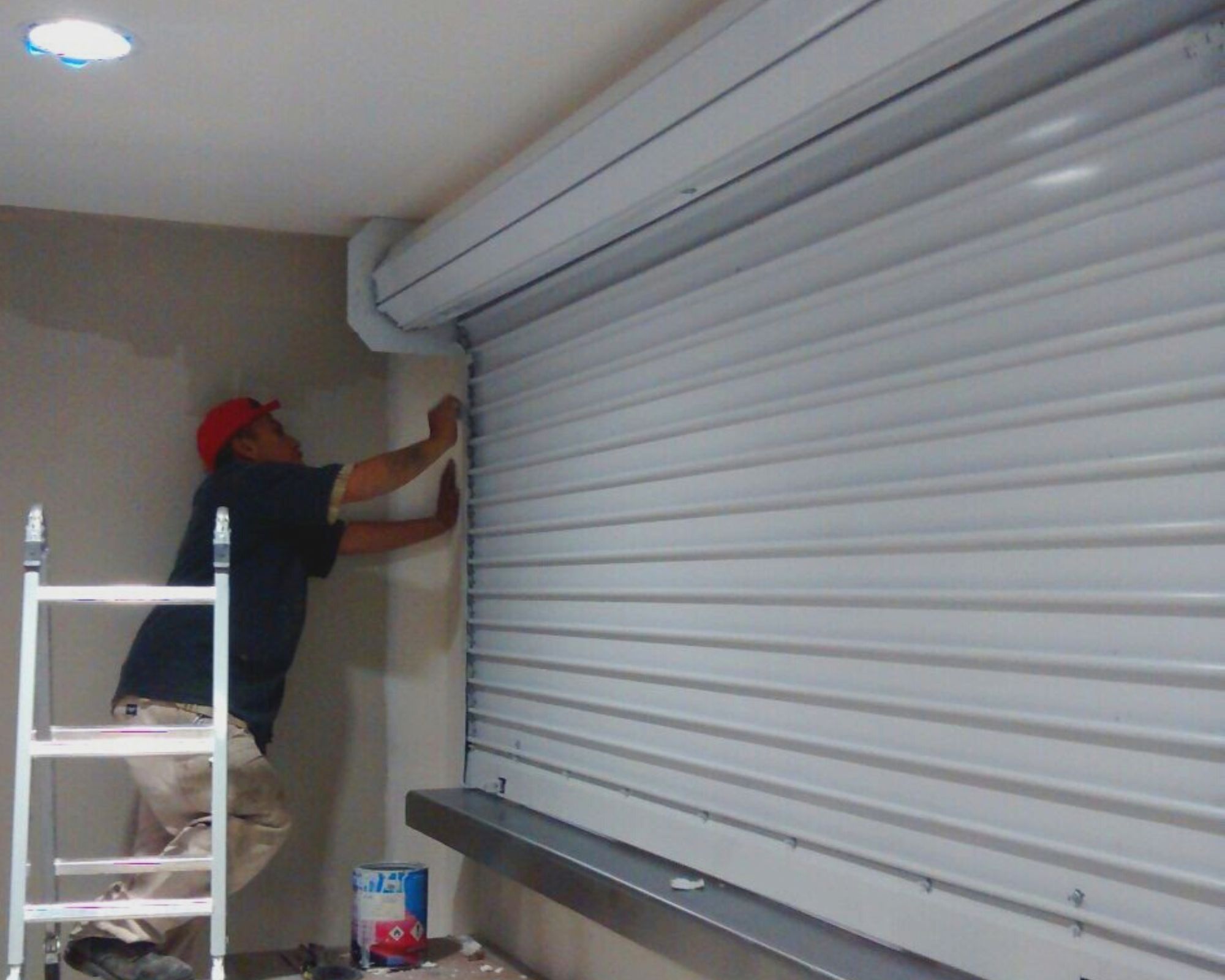 ️ Cortinas Metálicas En Menos De Una Semana | FRECAA